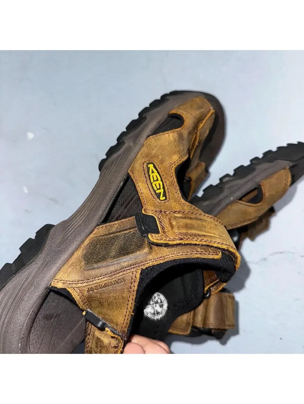 Keen US Mens Size 13 M Targhee III Open Toe Adjustable Waterproof Sandal Brown